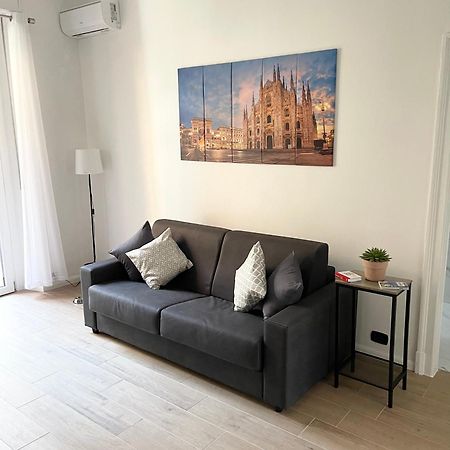 Ampio Bilocale Zona Navigli Lägenhet Milano Exteriör bild