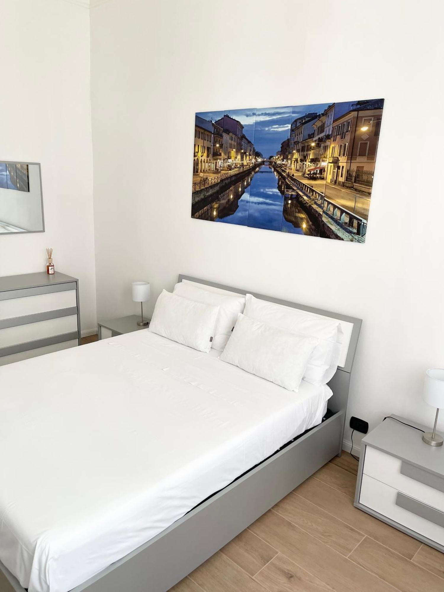 Ampio Bilocale Zona Navigli Lägenhet Milano Exteriör bild